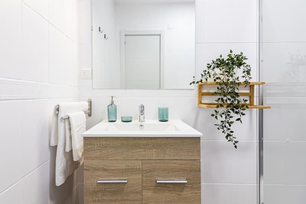 מאלגה Malagueta Apartments מראה חיצוני תמונה